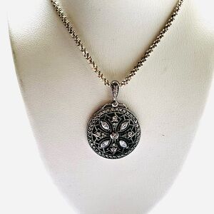 Vintage-Inspired Silver Pendant Necklace
